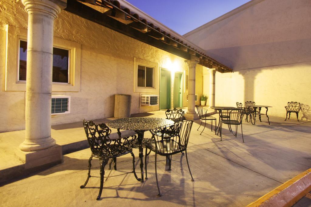 Hotel Azteca De Oro เม็กซิกาลิ ภายนอก รูปภาพ